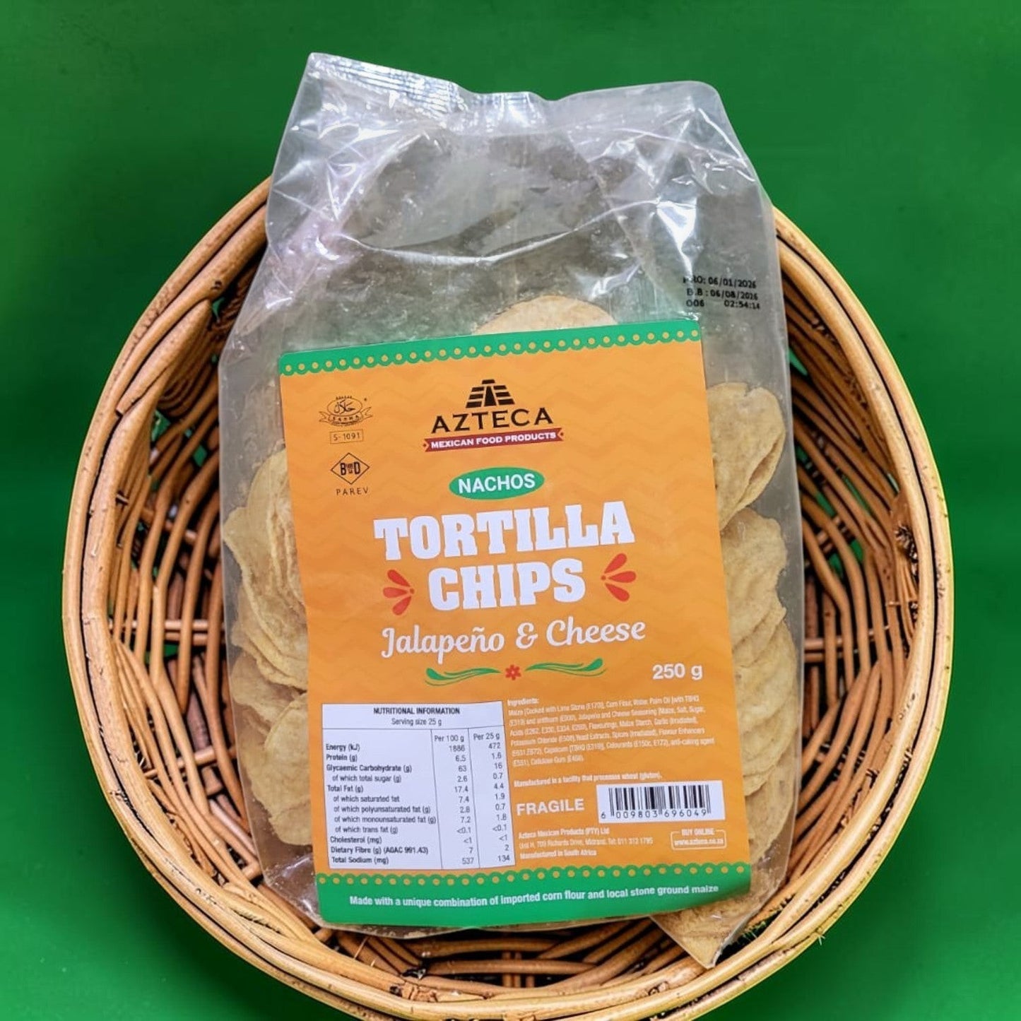 Die Spens Clarens Azteca Jalapeño & Cheese Tortilla Chips, 250g bag. Nachos made with imported corn flour and local maize.