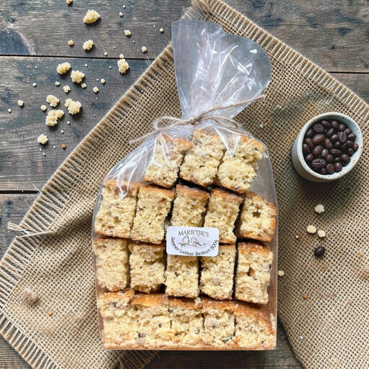 Die Spens Clarens Marietjies Sommer Lekker Beskuit traditional South African rusks, golden brown and crisp, perfect for coffee.