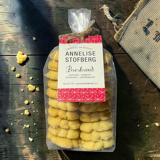 Die Spens Clarens Annelise Stofberg Brosbrood cookies, golden yellow, crumbly texture, traditional South African biscuits.