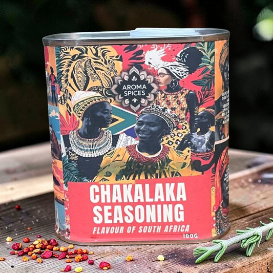 Die Spens Clarens Aroma Spices Chakalaka Seasoning tin with vibrant African art and South African flag motif. 100g.