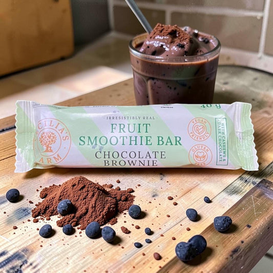 Die Spens Clarens Chocolate Brownie Fruit Smoothie Bar, vegan, gluten-free, with cashews and dark chocolate.