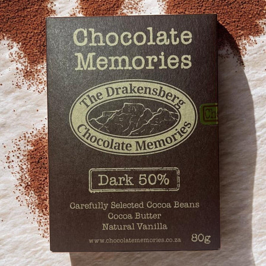 Die Spens Clarens Drakensberg Chocolate Memories Dark 50% chocolate bar, 80g, made with cocoa beans, cocoa butter, and natural vanilla.