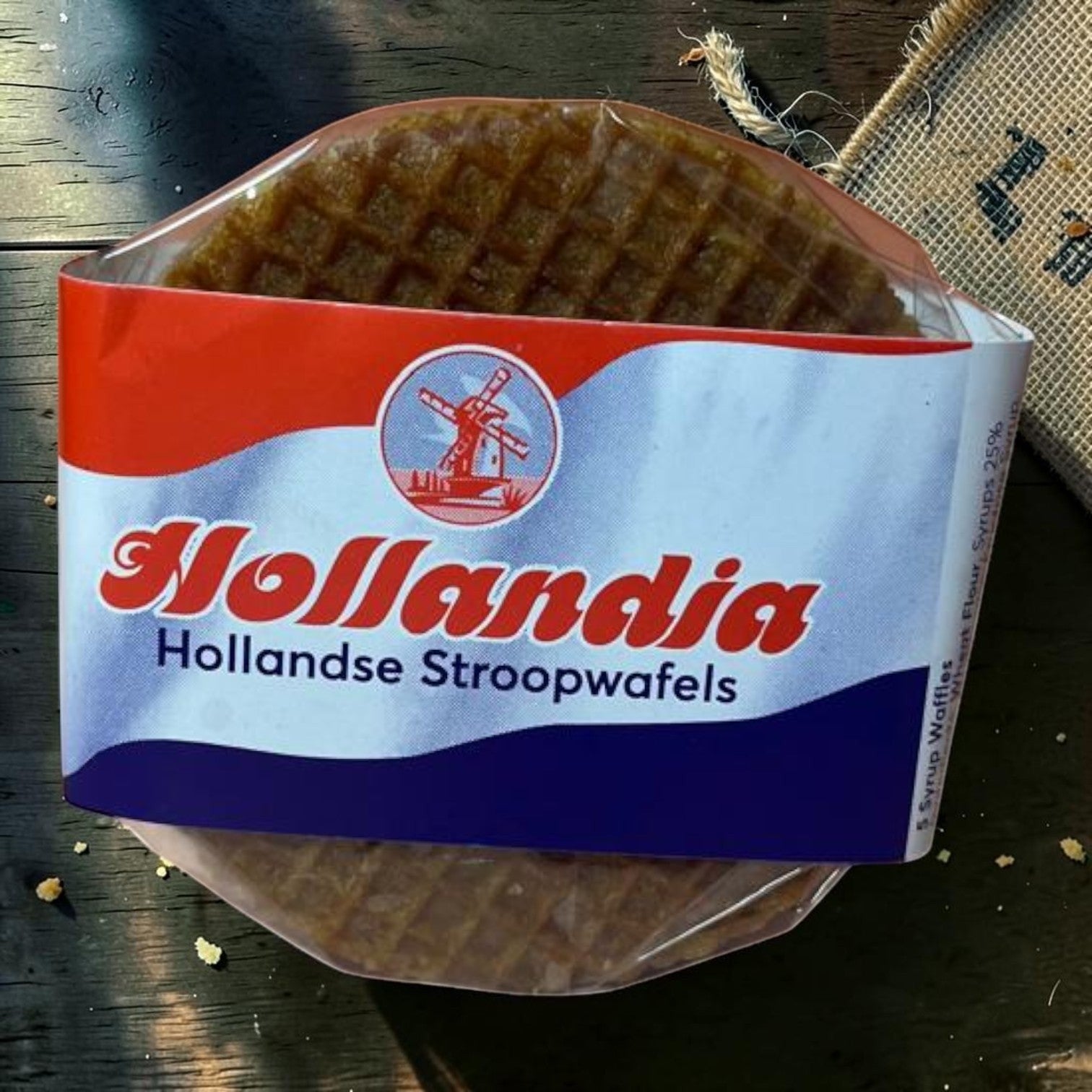 Die Spens Clarens Hollandia 5-pack stroopwafels with caramel syrup filling, traditional Dutch waffles.