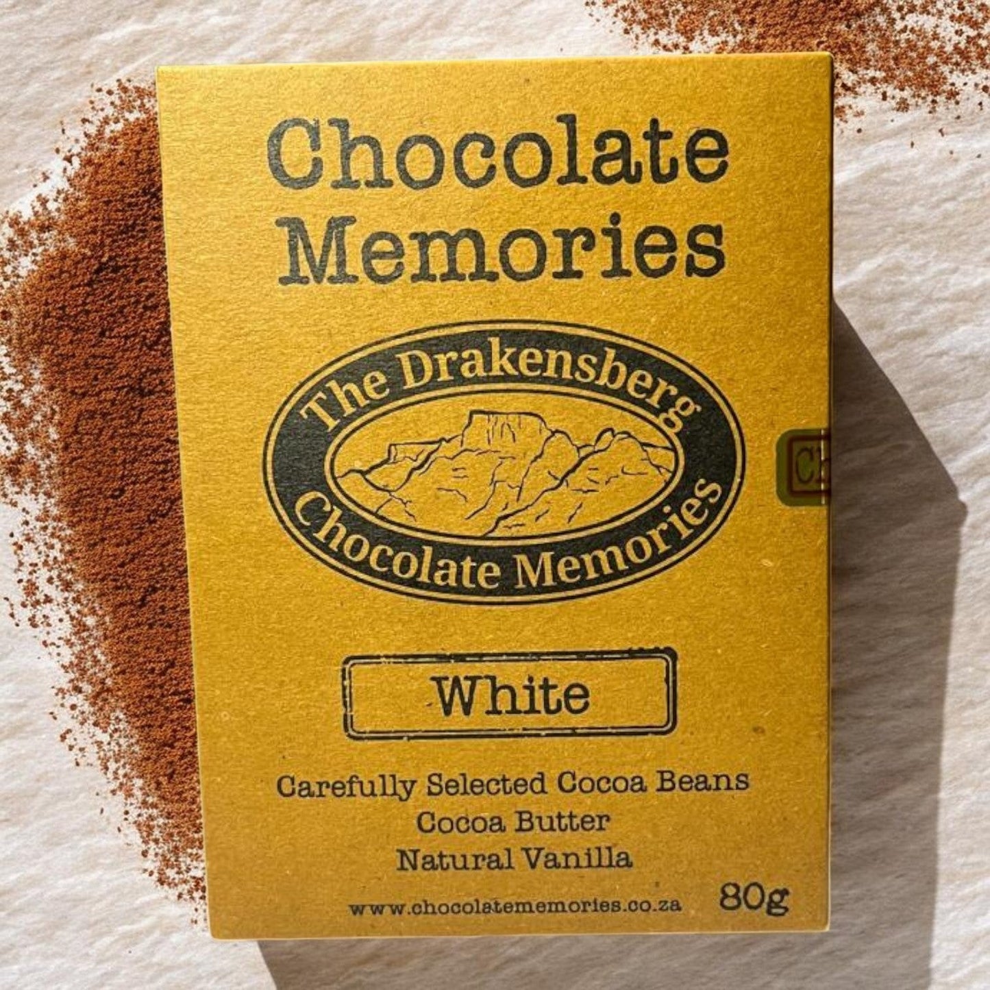 Die Spens Clarens Drakensberg Chocolate Memories white chocolate bar, 80g, made with cocoa beans, cocoa butter, and vanilla.