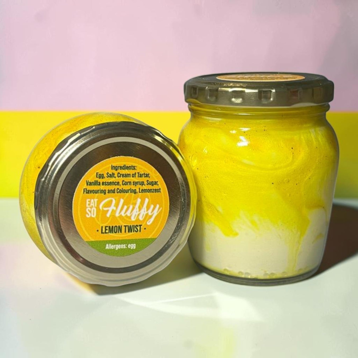 Die Spens Clarens Lemon Twist Fluffy in a jar, a creamy dessert with yellow swirls and a hint of lemon.